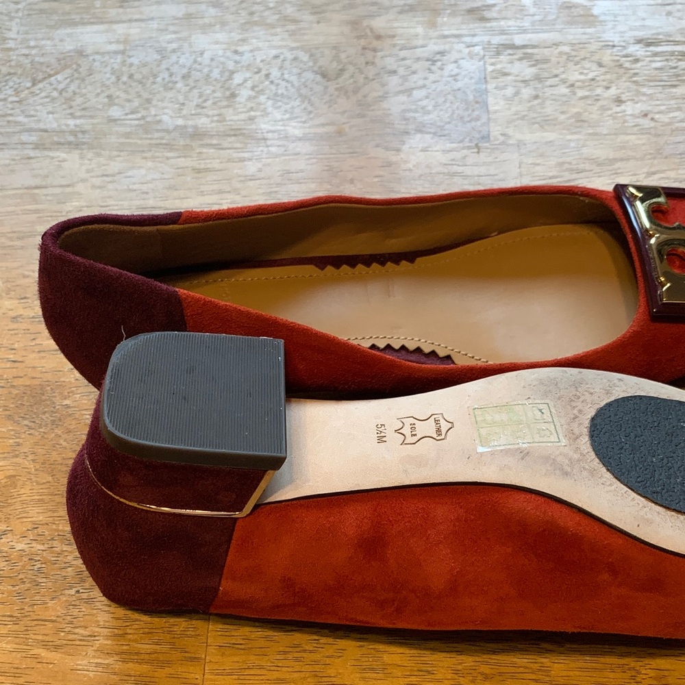 Tory Burch Red Suede Flats with Gold Logo Gigi flats - Picture 3 of 4